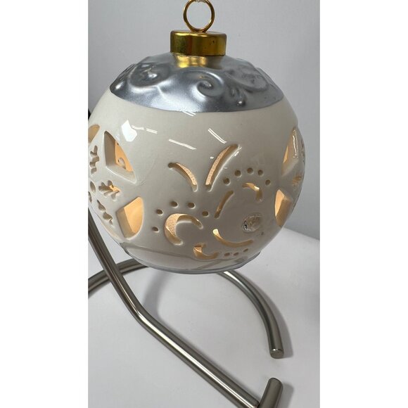 Elegant Ceramic & Metal Stand With Hanging Ornament With Intricate Cut-Out Desig - Picture 3 of 4